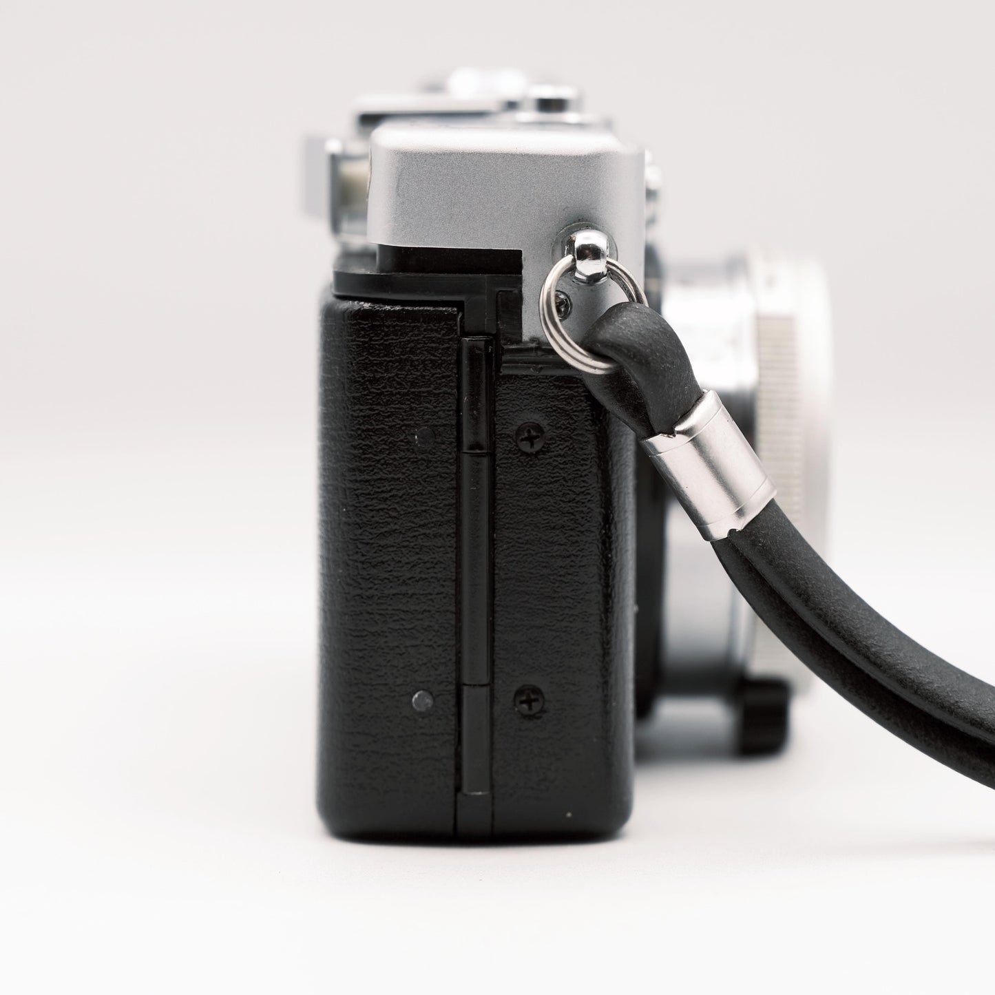 Minolta Hi-Matic C Rokkor 40mm f2.7 retractable lens