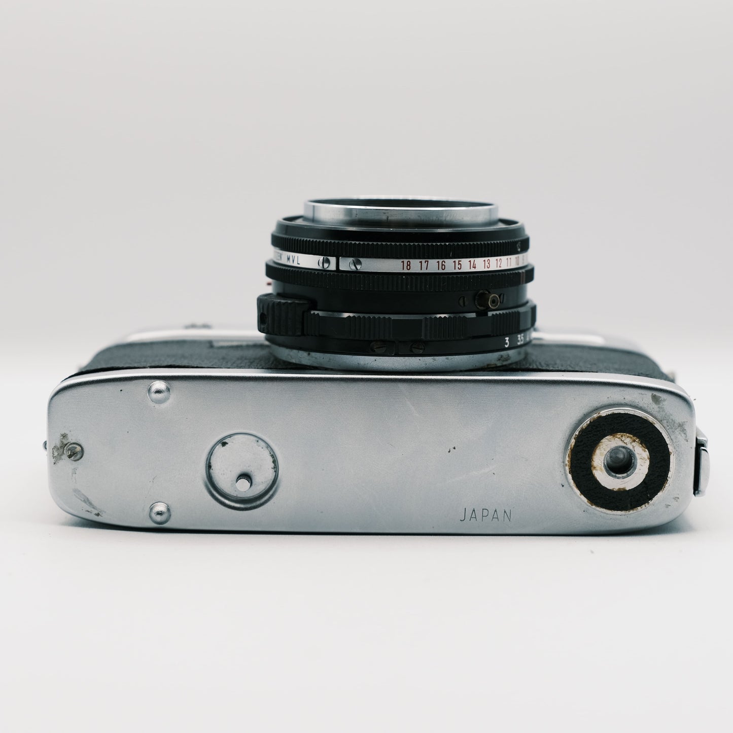 Minolta A5 Minolta Rokkor 45mm f2.8 lens