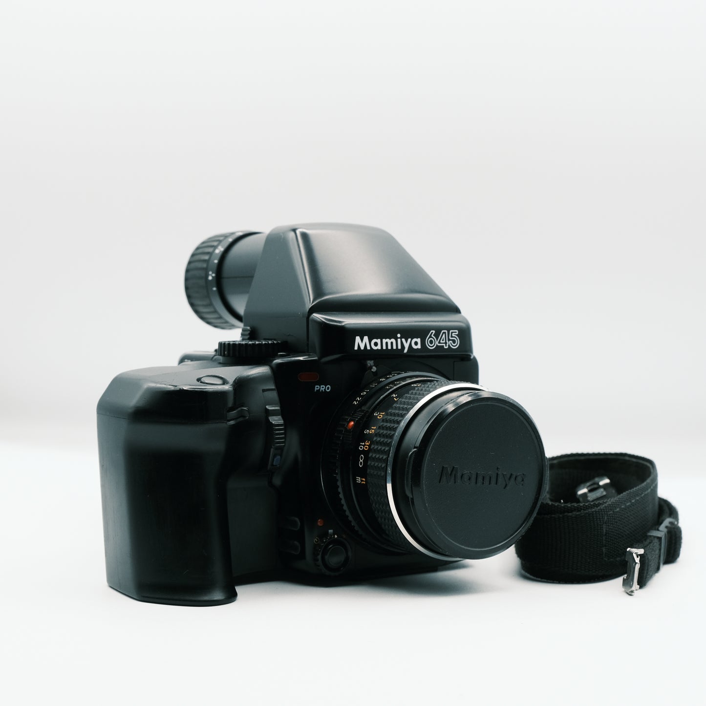 Mamiya 645 Pro Sekor C 80mm f2.8 lens and Mamiya SV AE Finder FK402