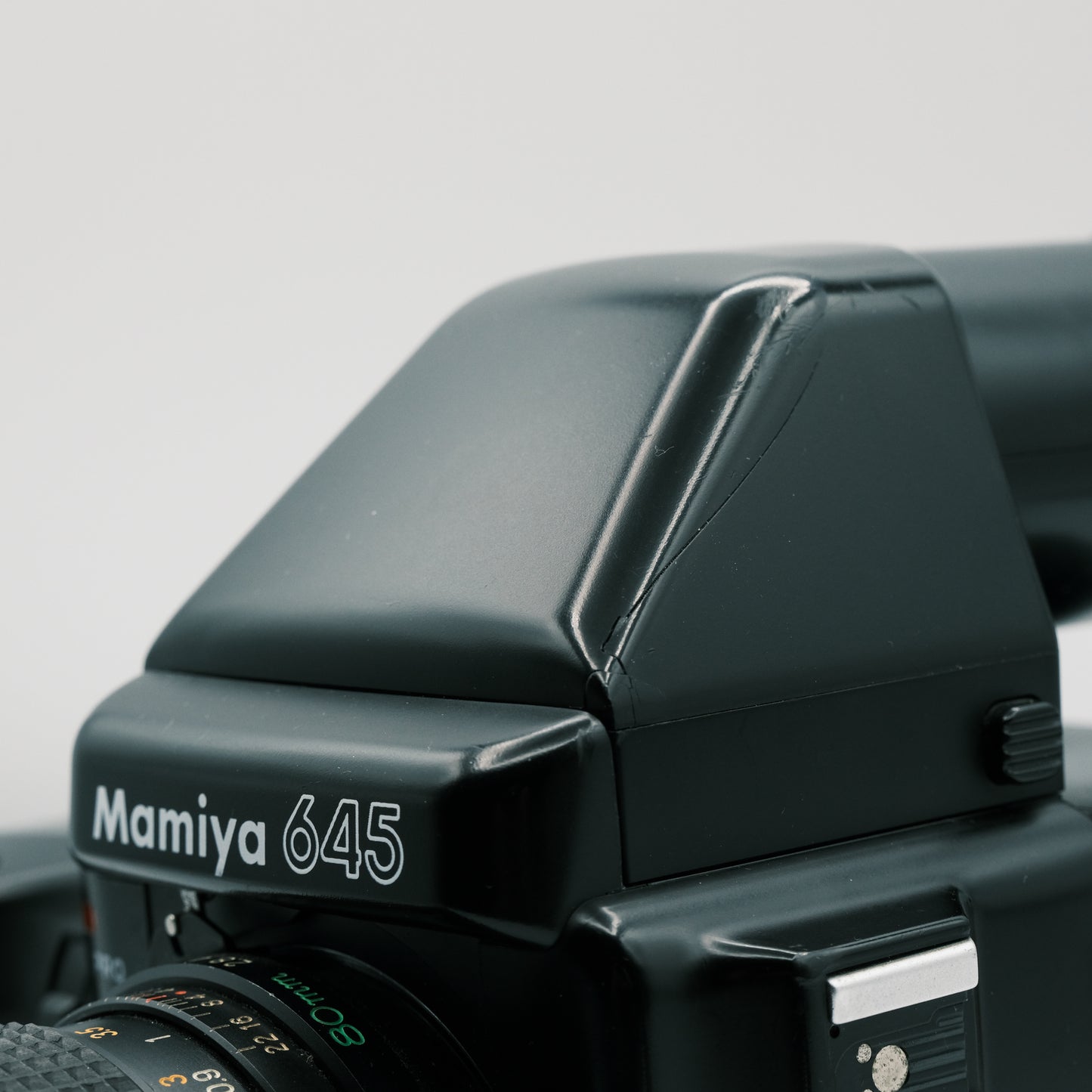 Mamiya 645 Pro Sekor C 80mm f2.8 lens and Mamiya SV AE Finder FK402