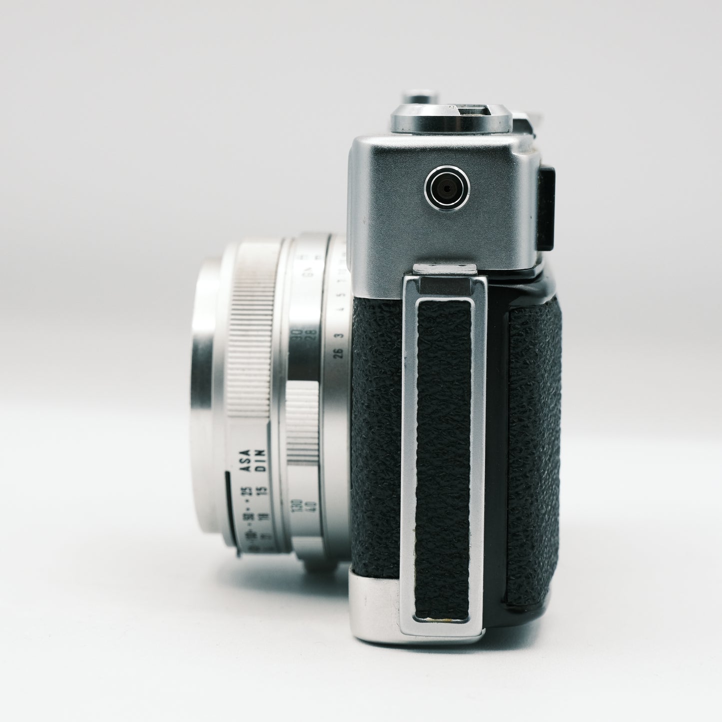 Minolta AL-F Rokkor 38mm f.2.7 lens