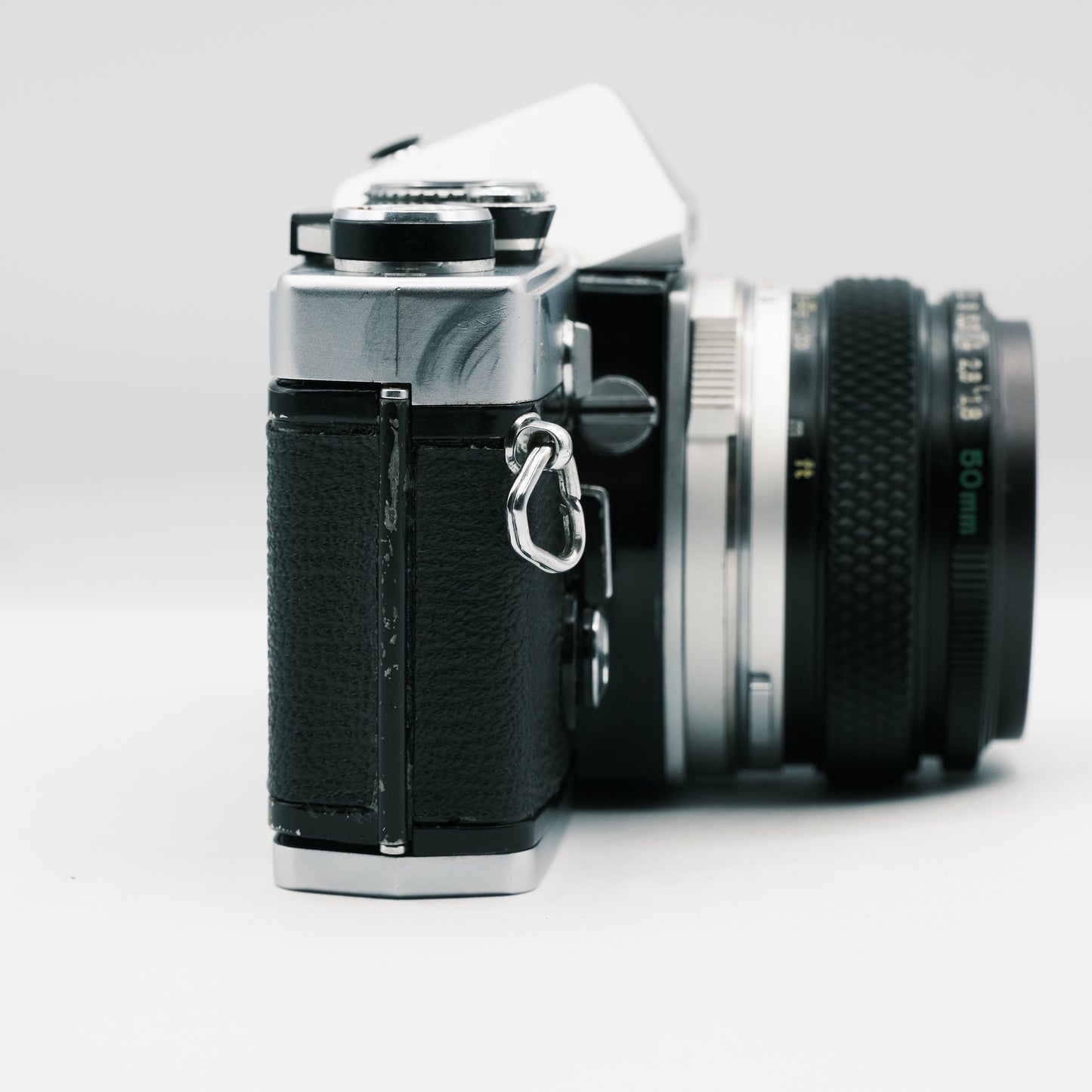 Olympus OM-1 Zuiko auto S 50mm f1.8 lens