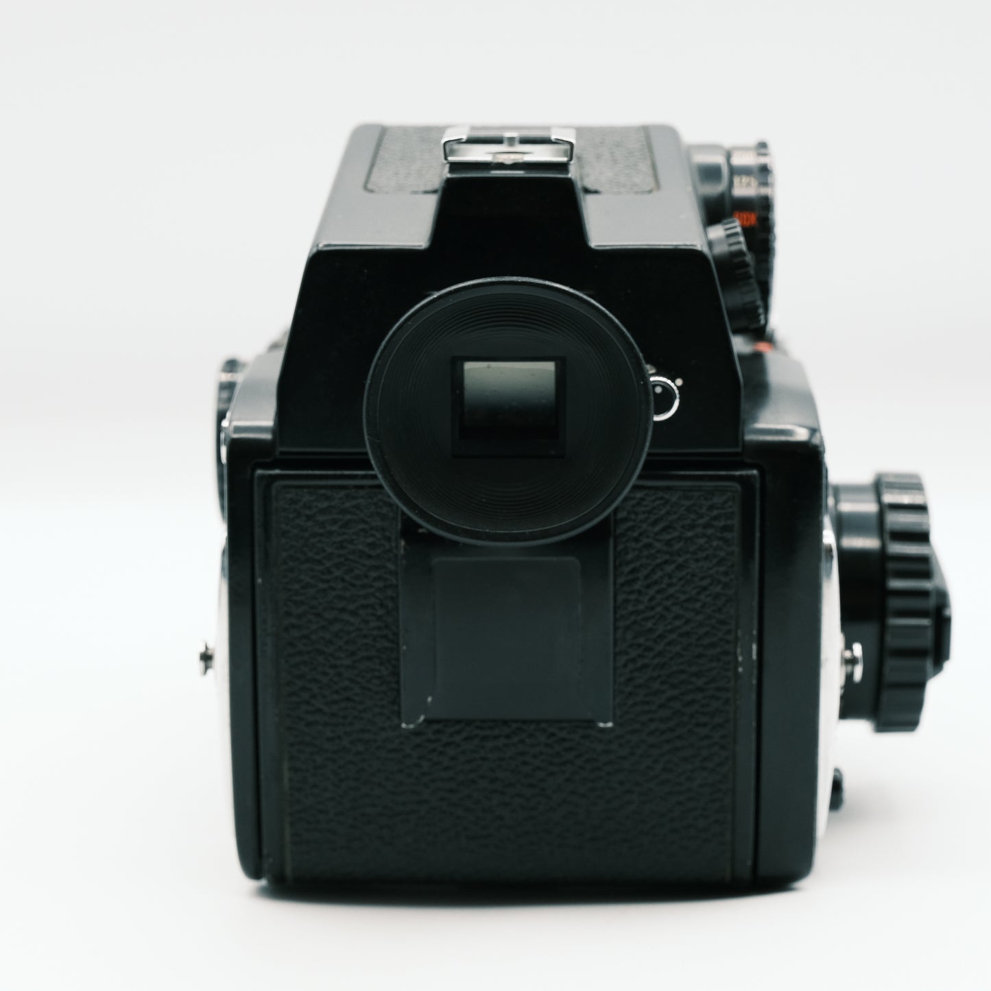 Mamiya M645 Sekor C 80mm f2.8N lens and Mamiya PDS Prism Finder