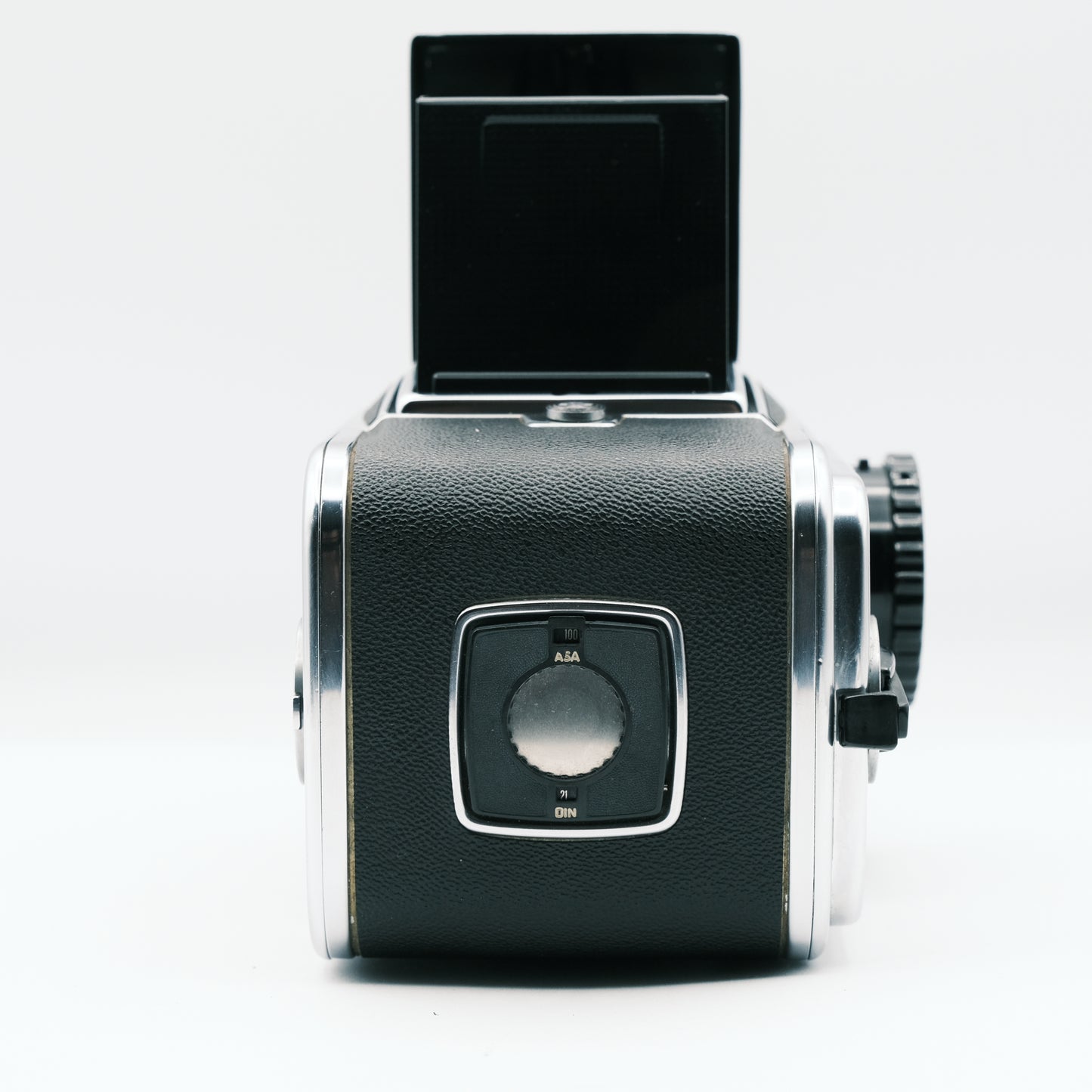 Hasselblad 500 c/m Zeiss Planar 80mm f2.8T lens