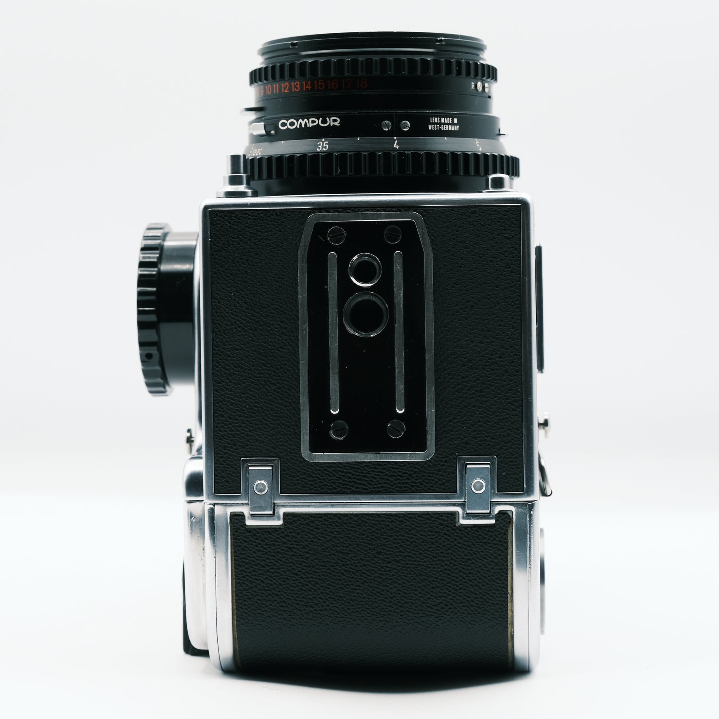 Hasselblad 500 c/m Zeiss Planar 80mm f2.8T lens