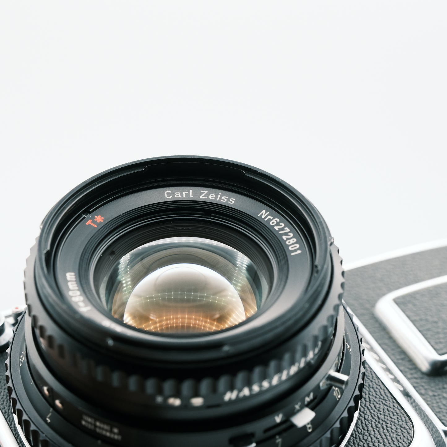 Hasselblad 500 c/m Zeiss Planar 80mm f2.8T lens
