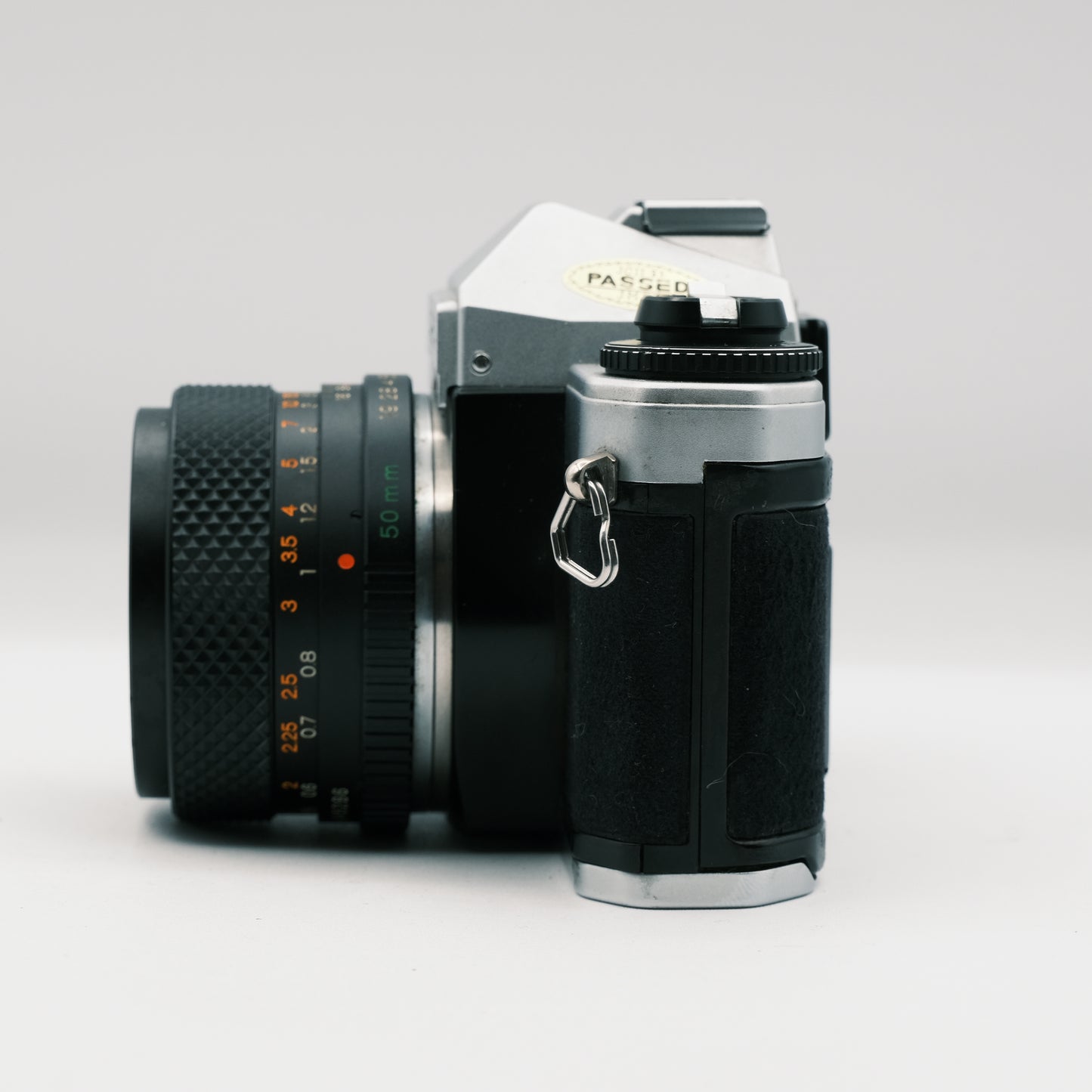 Yashica FX-3 Super 2000 Yashica ML 50mm f1.9 lens