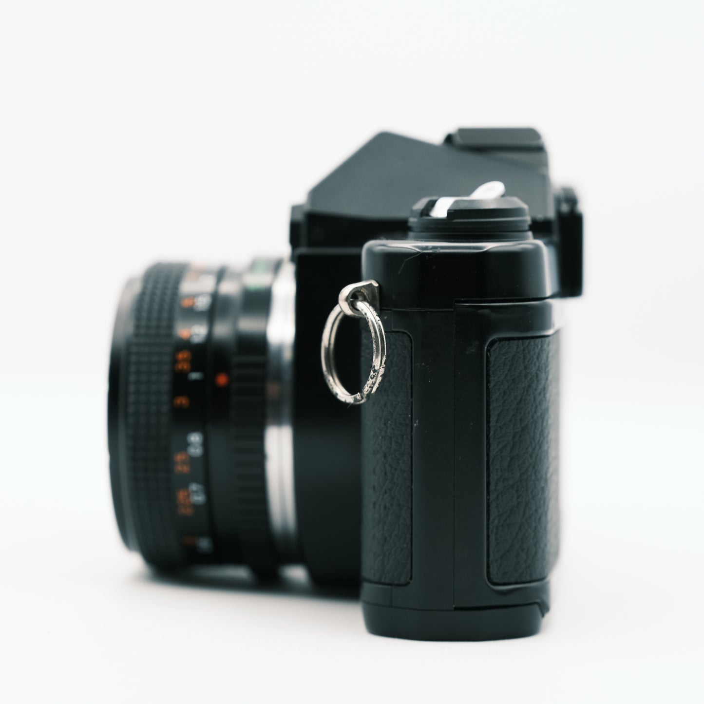 Yashica FX-3 Super 2000 Yashica ML 50mm f1.9 lens