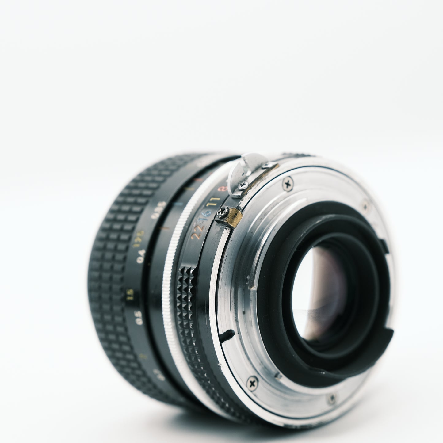 Nikon Nikkor 28 mm 1:3,5 AI-modifiziertes Objektiv