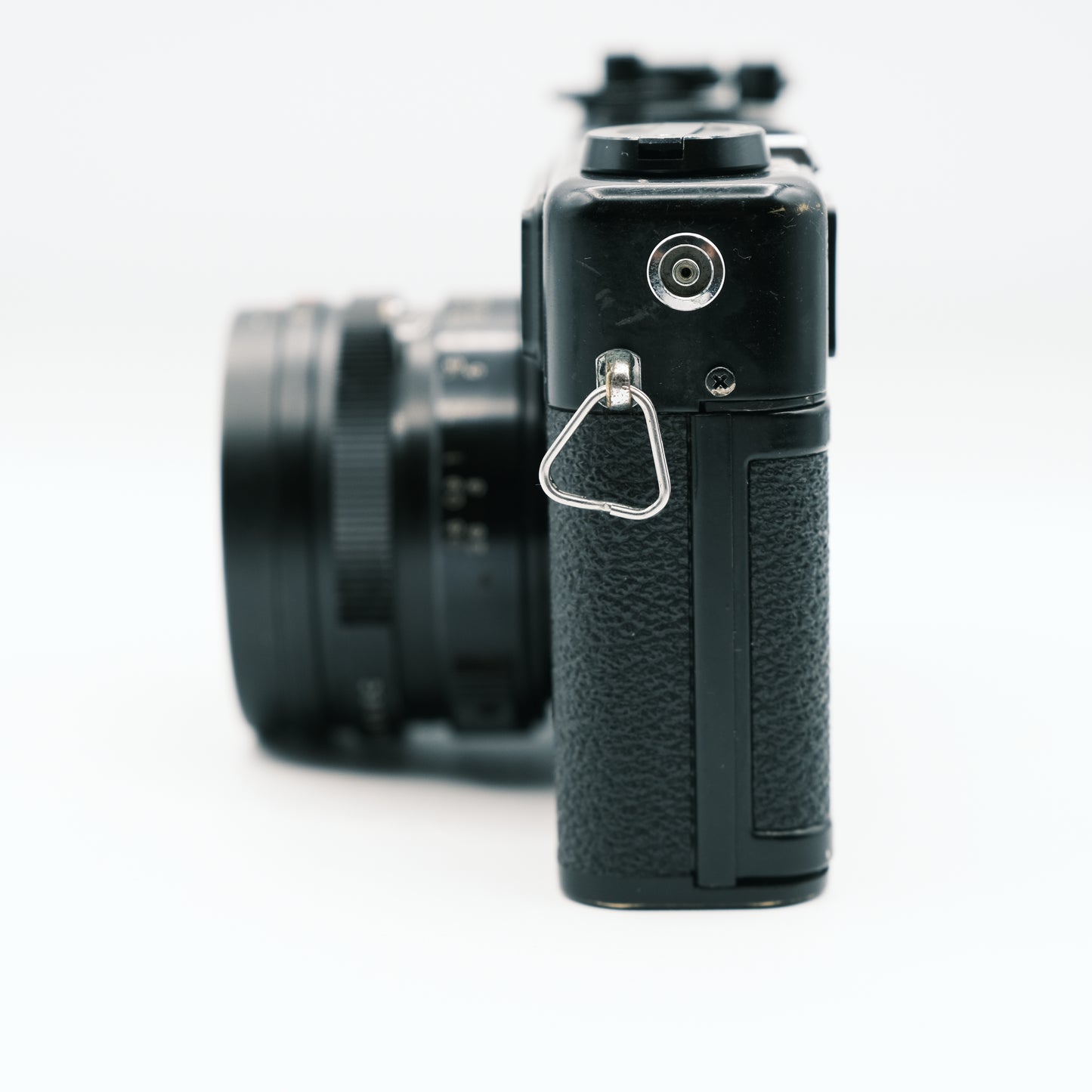 Yashica Electro 35 GTN Yashinon 45mm f/1.7 lens