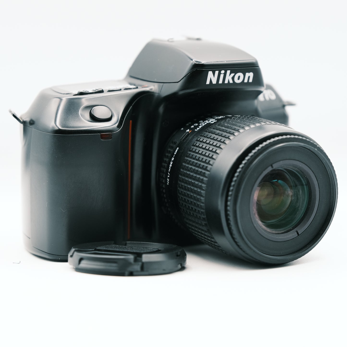 Nikon F70 Nikon Zoom 35-80mm f4-5.6 lens