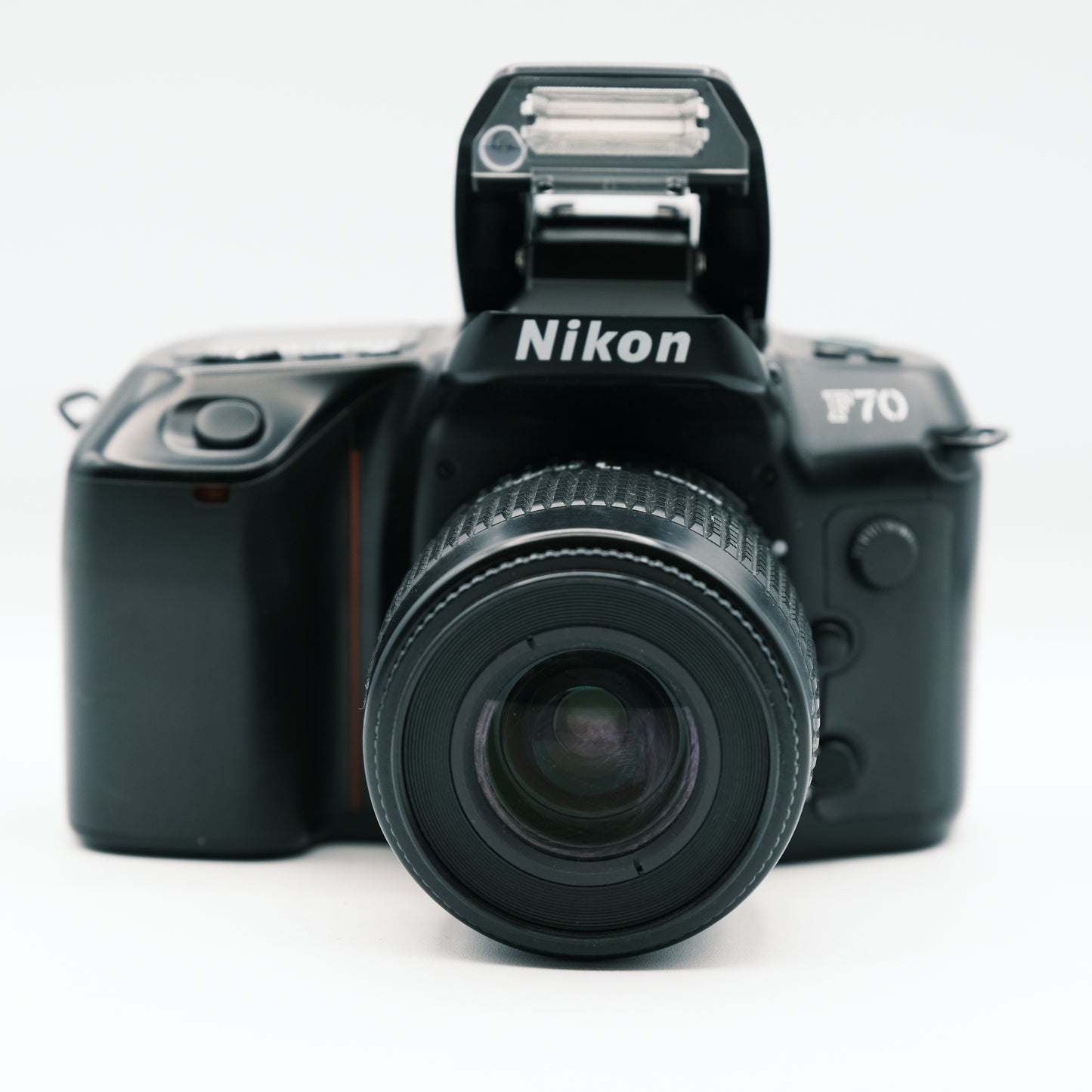 Nikon F70 Nikon Zoom 35-80mm f4-5.6 lens