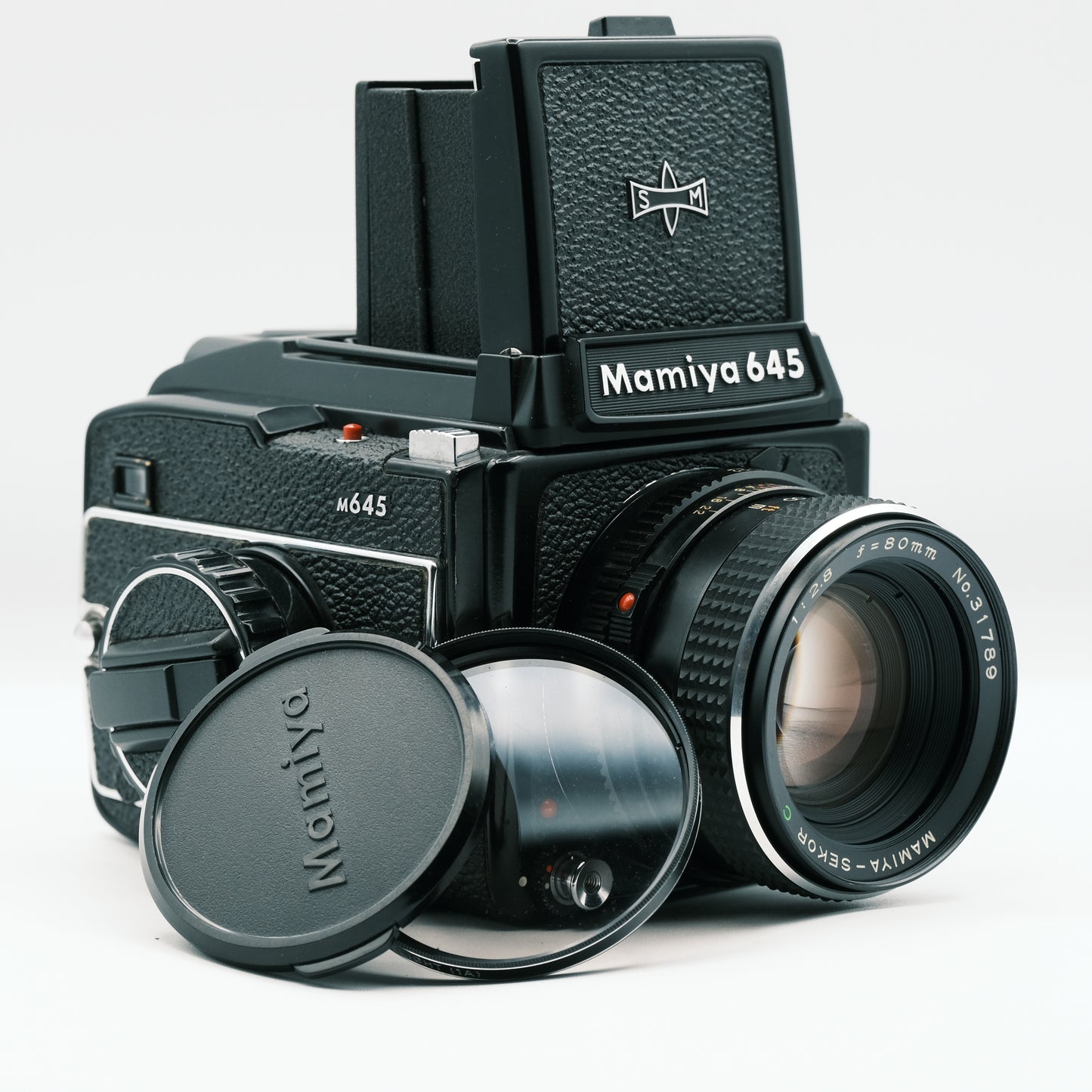 Mamiya M645 Sekor C 80mm f2.8 lens and sports finder