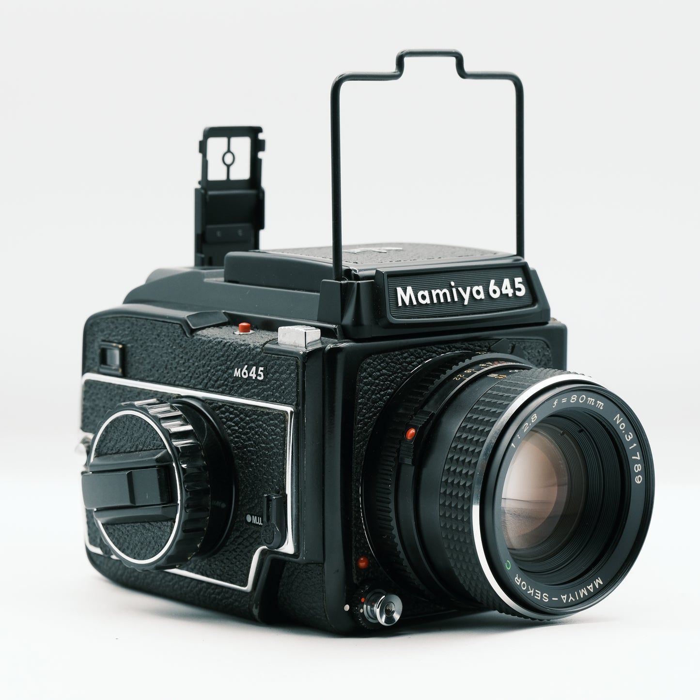 Mamiya M645 Sekor C 80mm f2.8 lens and sports finder