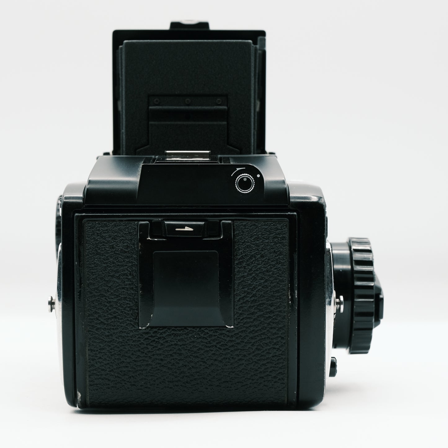 Mamiya M645 Sekor C 80mm f2.8 lens and sports finder