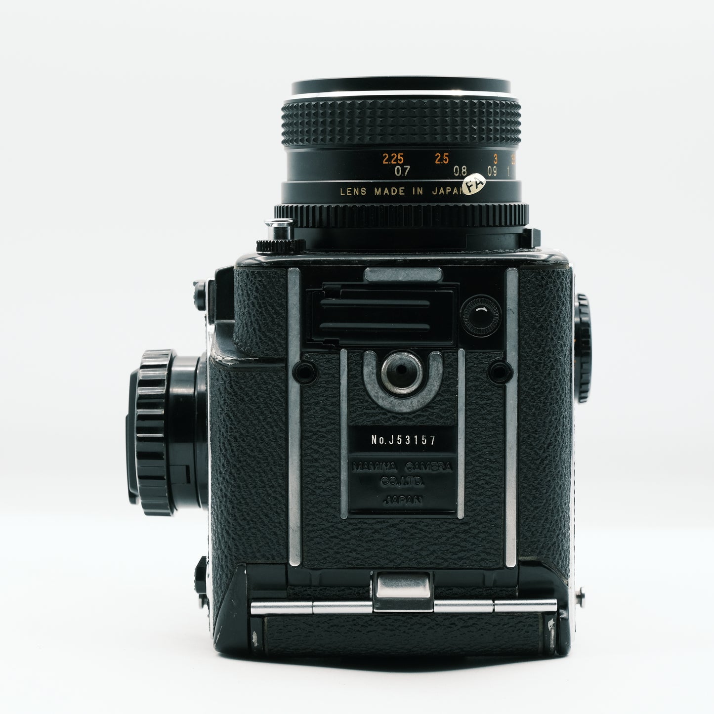 Mamiya M645 Sekor C 80mm f2.8 lens and sports finder