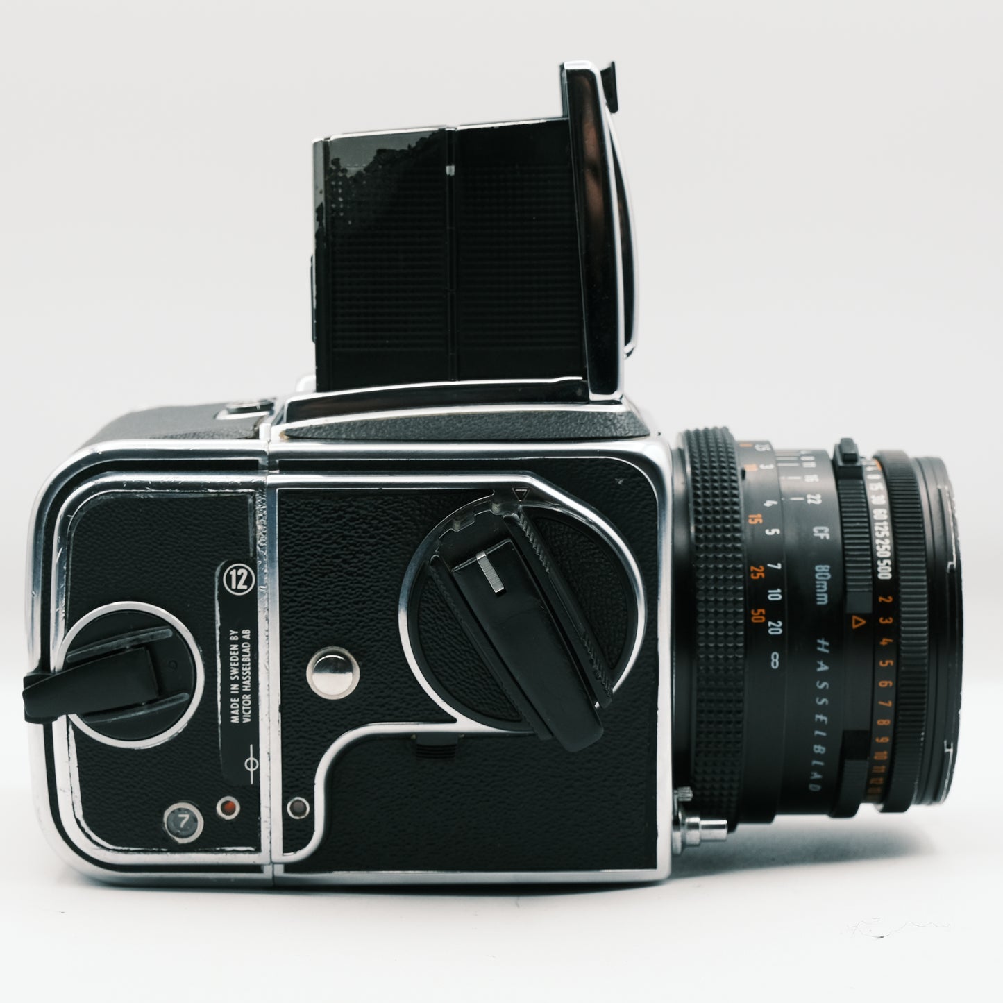 Hasselblad 500 C/M Zeiss Planar 80mm f2.8 lens