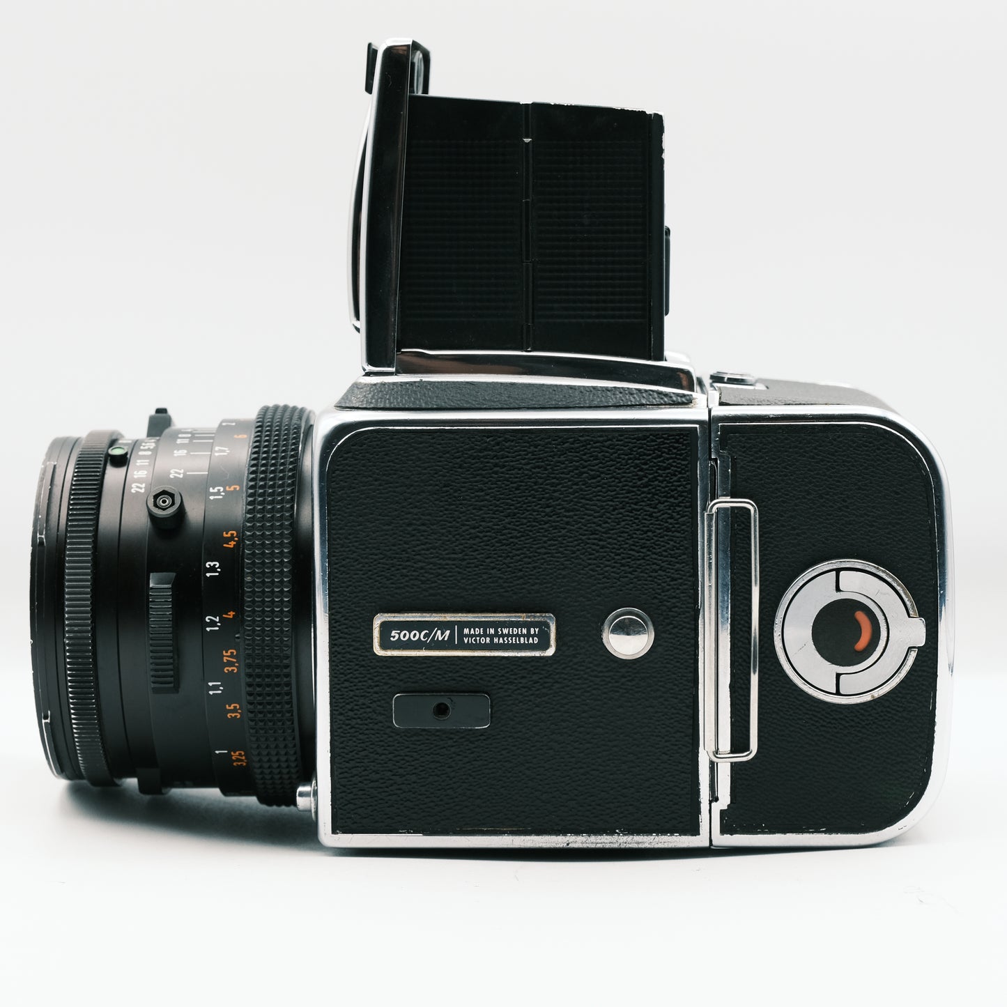Hasselblad 500 C/M Zeiss Planar 80mm f2.8 lens