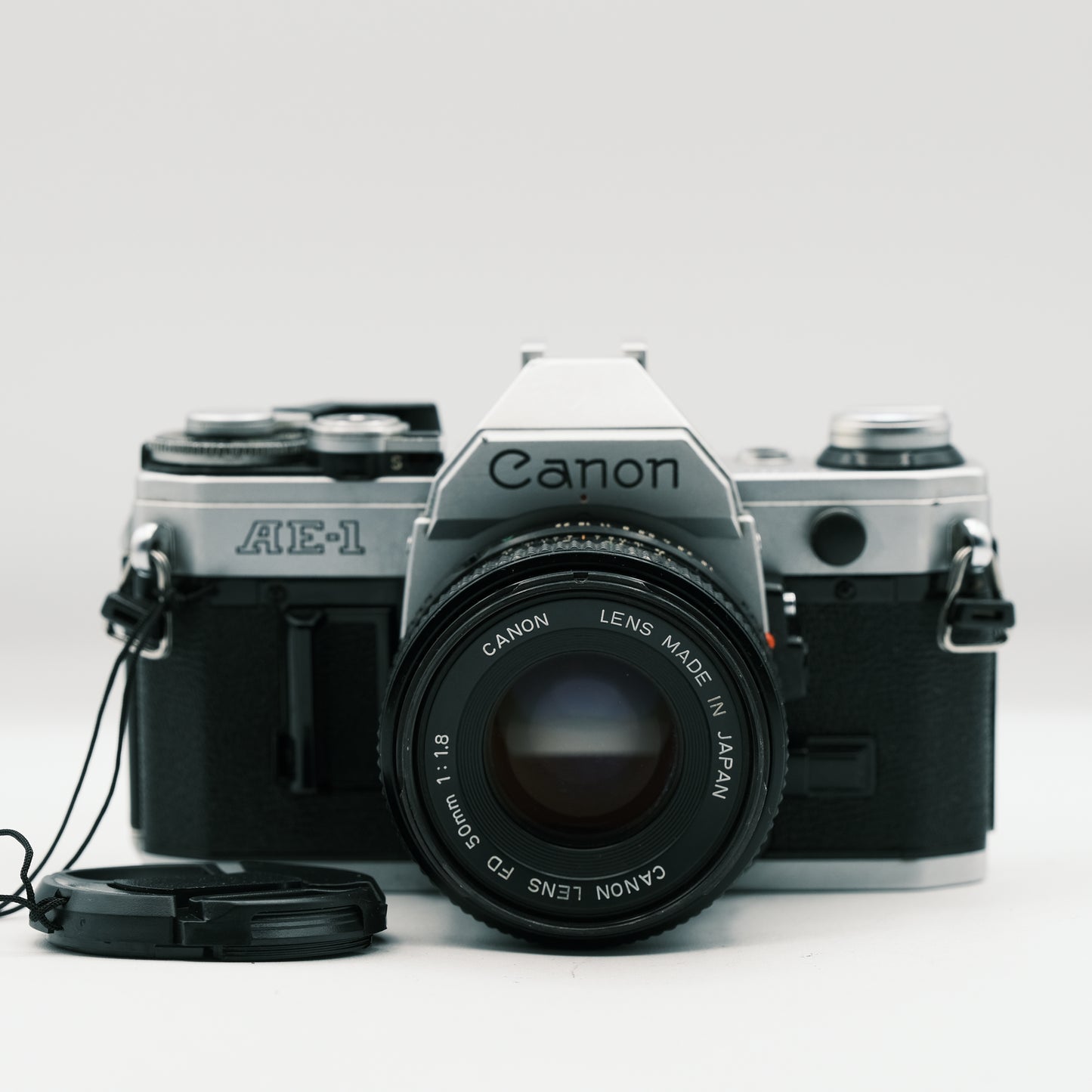 Canon AE-1 Canon FD 50 mm f/1.8 Objektiv