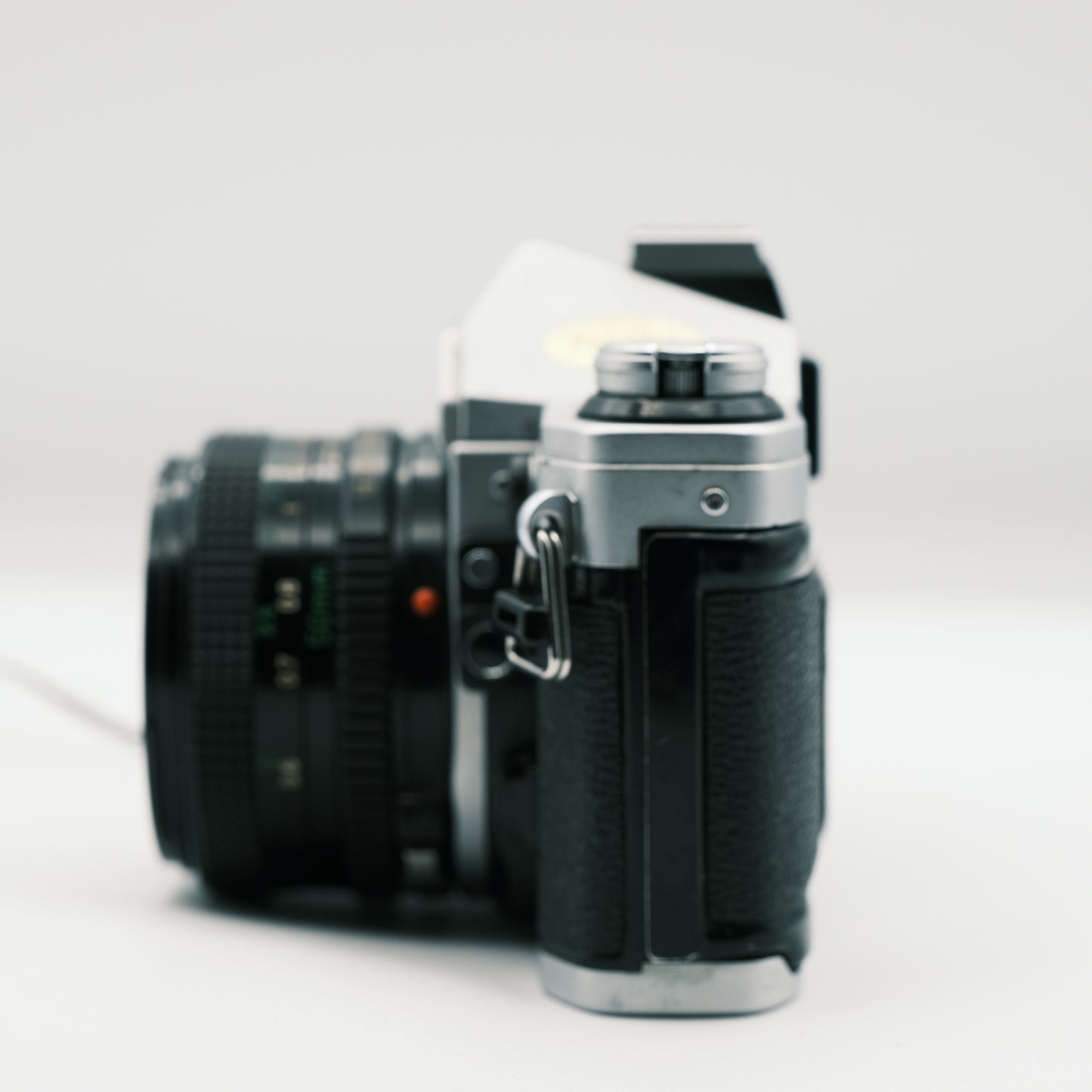 Canon AE-1 Canon FD 50 mm f/1.8 Objektiv