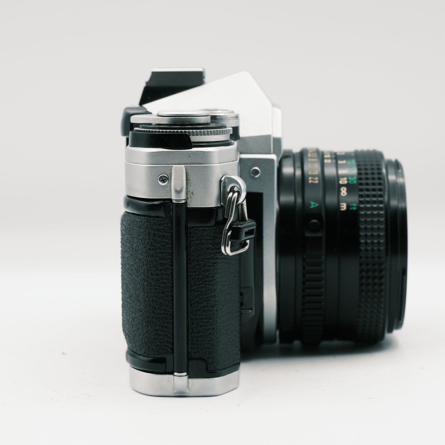 Canon AE-1 Canon FD 50mm f/1.8 lens