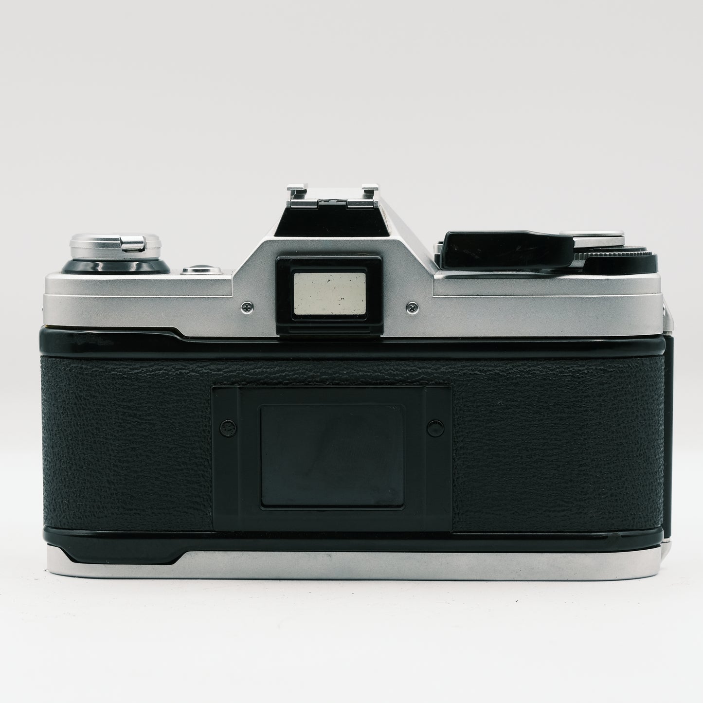 Canon AE-1 Canon FD 50mm f/1.8 lens