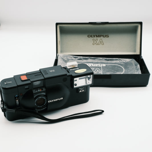 Olympus XA Zuiko 35mm f2.8 lens