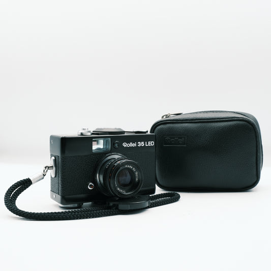 Rollei 35 LED ottica Triotar 40mm f/3.5