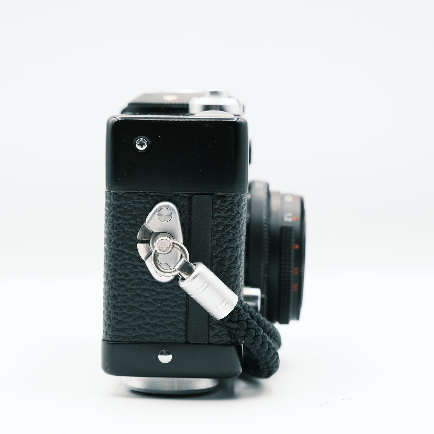 Rollei 35 LED ottica Triotar 40mm f/3.5