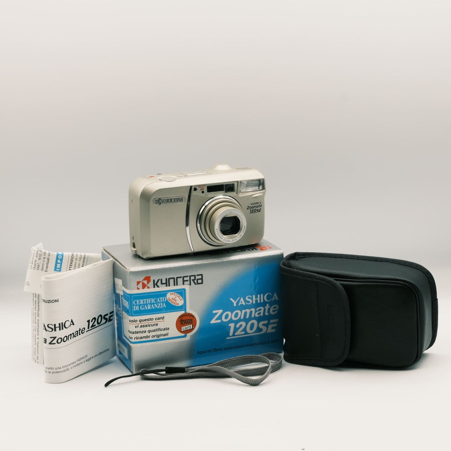 Yashica Kyocera Zoomate 120 SE Point and Shoot