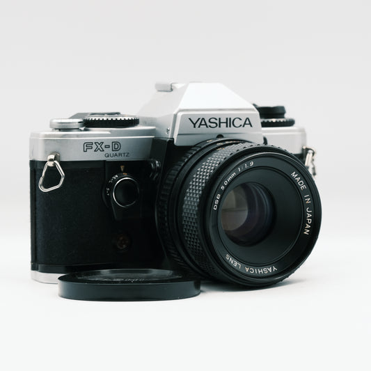 Yashica FX-D Quartz ottica Yashica D.S.B. 50mm f1.9