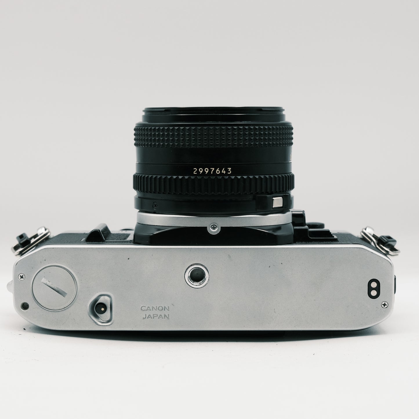 Canon AE-1 Canon FD 50mm f/1.8 lens