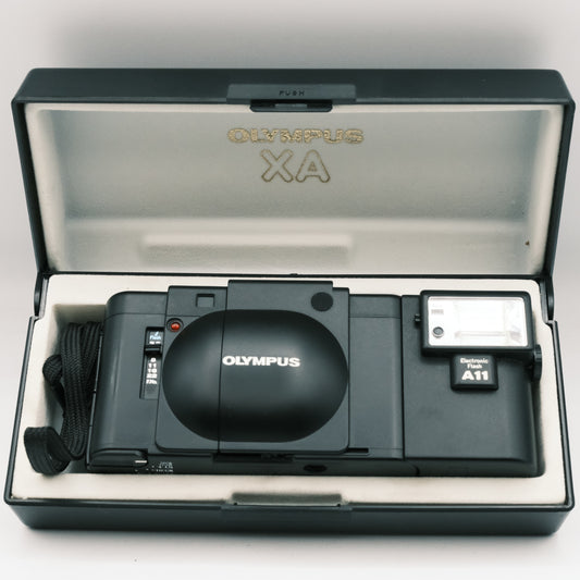 Olympus XA Zuiko 35mm f2.8 lens