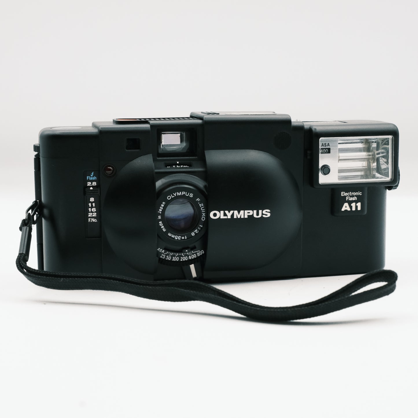 Olympus XA Zuiko 35mm f2.8 lens