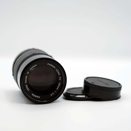 Canon 135mm f3.5 lens for Canon FD